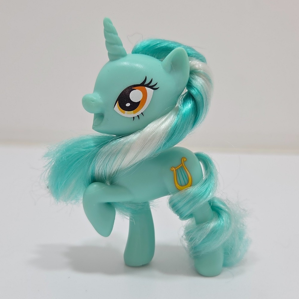 My Little Pony MLP G4 Lyra Heartstrings Brushable 2017 Raised Leg Singles